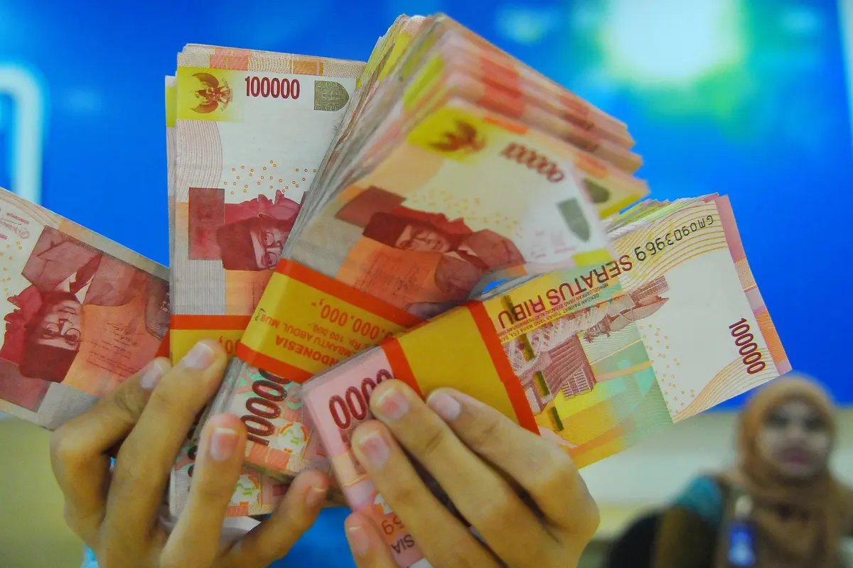 Berikut ini beberapa kebiasaan buruk seseorang saat menempatkan uang mereka
