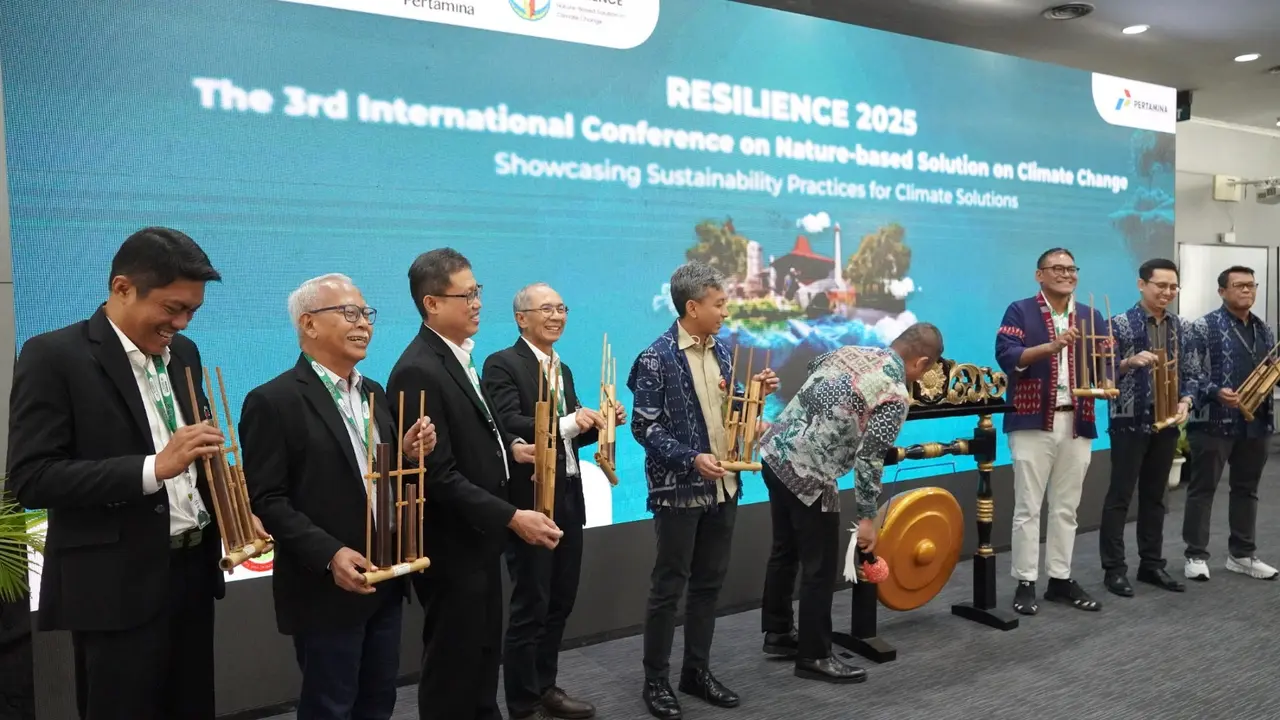 Pembukaan Kegiatan RESILIENCE 2025 "International Conference on Nature-based Solutions in Climate Change".