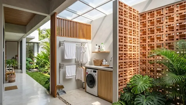 Area Jemur di Belakang Dapur dengan Sekat Minimalis