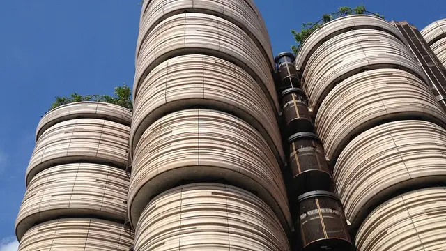 Universitas Nasional Singapura (NUS)