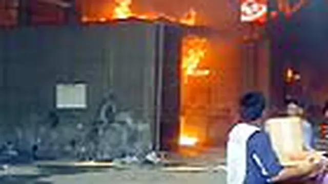 Bengkel Motor Hangus Terbakar