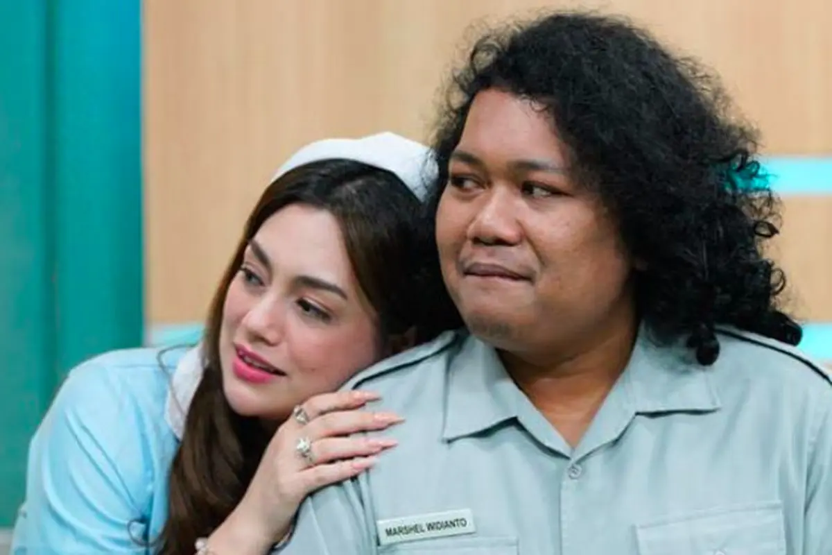 5 Potret Kedekatan Marshel Widianto dengan Celine Evangelista