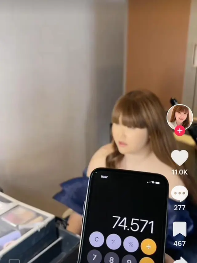Tuai Sotoran Karena Ngitung Sambil Makan, Wanita Ini Disebut Suhu Oleh Netizen