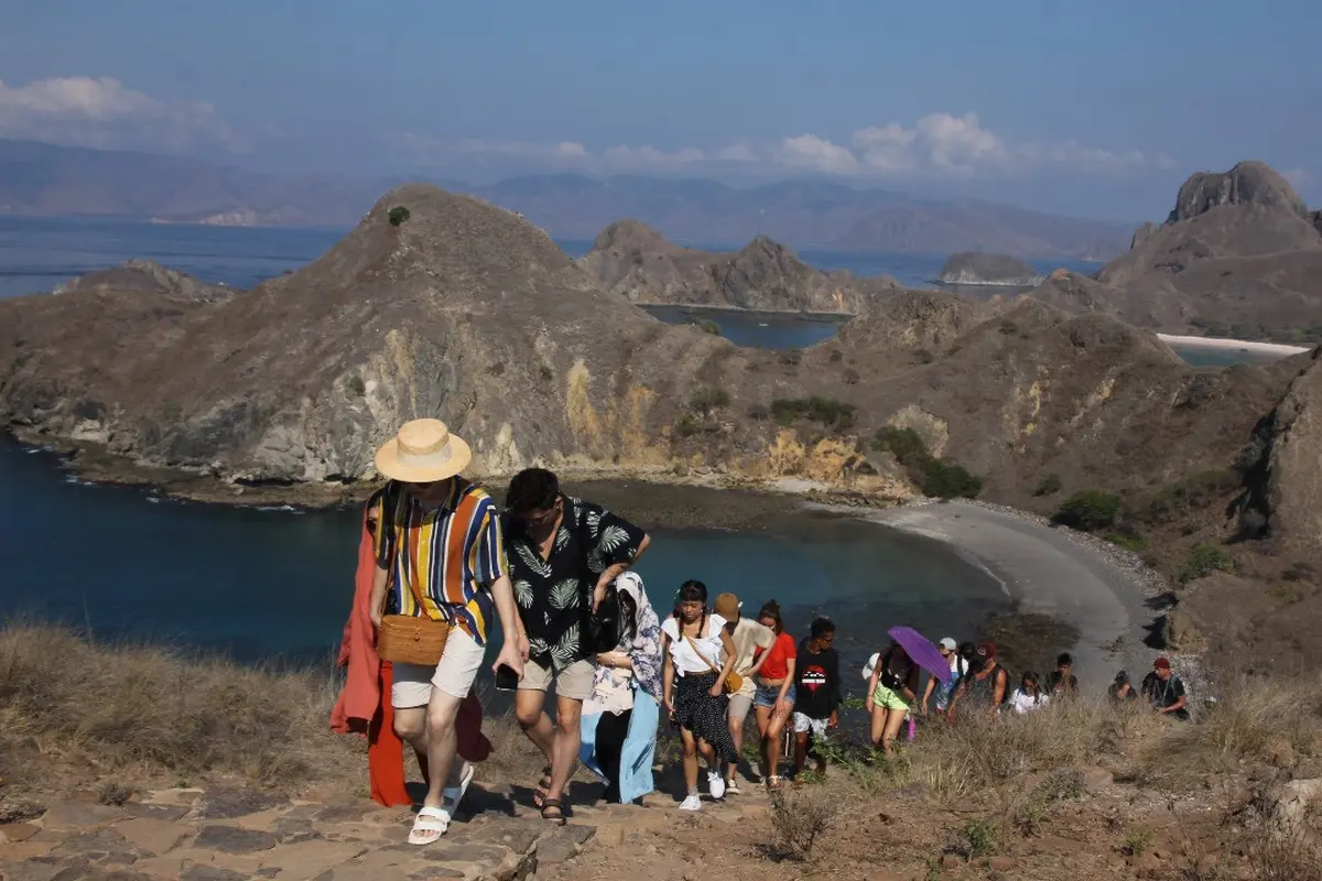 Labuan Bajo Waspadai Potensi Cuaca Ekstrem dan Bencana Alam di Periode Libur Akhir Tahun 2024