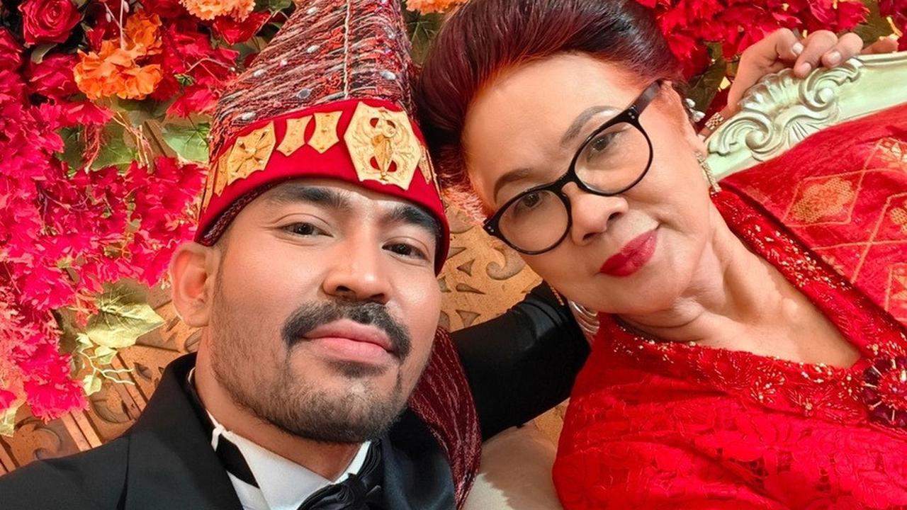 Bersama Dr. Lina Marpaung