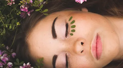 Kapur Barus Untuk Merawat Kulit Tertarik Mencoba Beauty Fimela Com