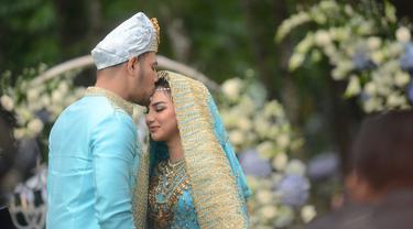 6 Fakta Unik Pernikahan Ammar Zoni Irish Bella News Entertainment Fimela Com
