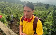 Tampil Unik dan Nyentrik, 6 Potret Ganteng dan Gagah Jefri Nichol di Film 'Aku Jati, Aku Asperger