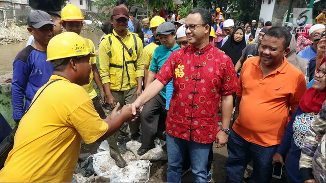 Anies Baswedan Tinjau Jalan Inspeksi Retak