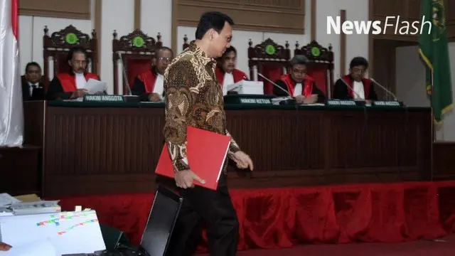 Sidang Ahok kmbali digelar di Kementerian Pertanian Jakarta Selatan. Dua nelayan dihadirkan menjadi saksi pada sidang kali ini.