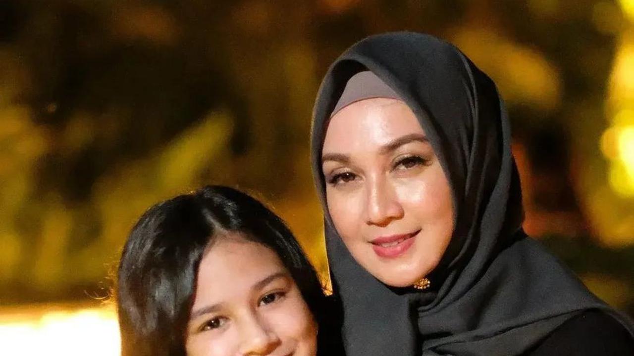 Sudah Remaja dan Cantik, Potret Najla Gathan Anak Dina Lorenza yang Jarang Tersorot