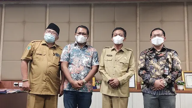 Kadin dan Asproksi