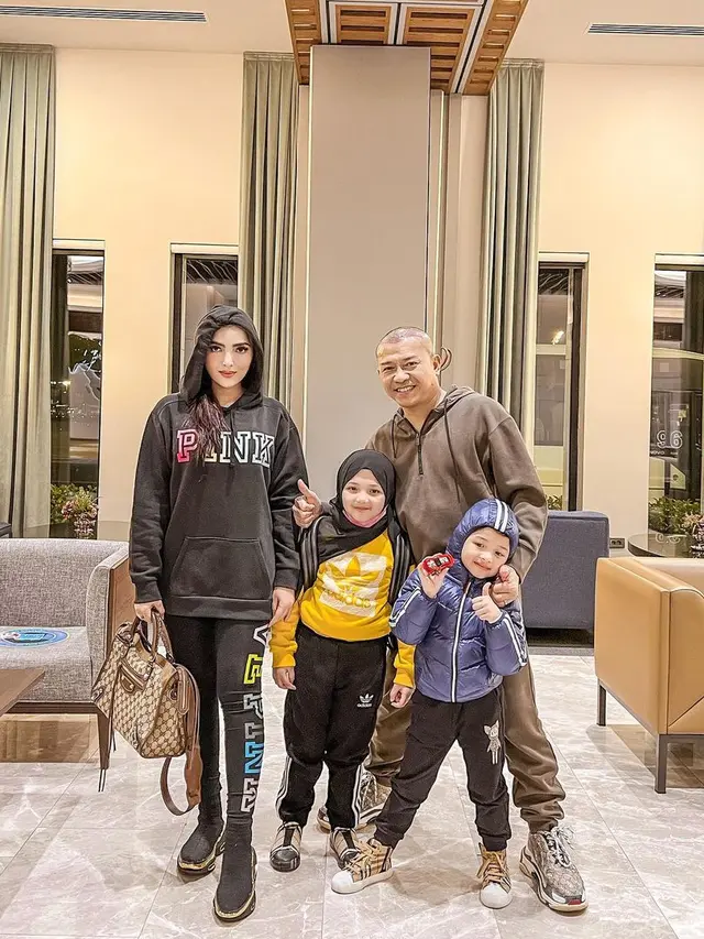 [Fimela] Artis Keguguran