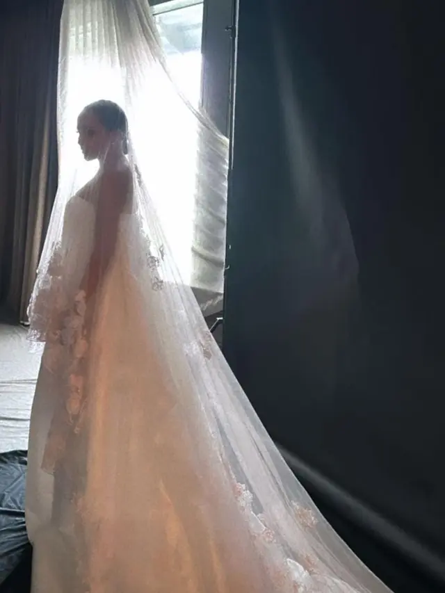 Kabar bahagia, Angel Pieters resmi menikah