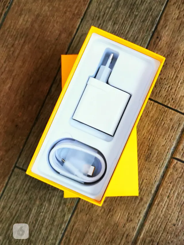 Charger dan Kabel USB Type-C untuk Realme X3 SuperZoom.