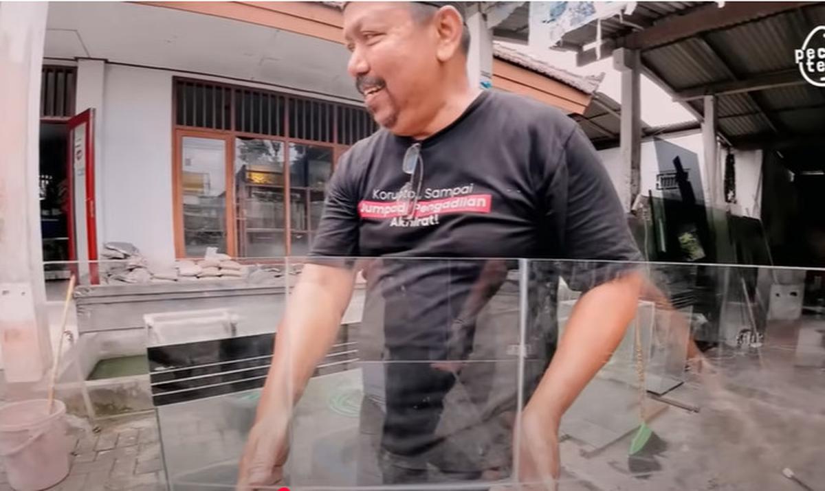 Jauh dari Agama, Cerita Bos Akuarium dan Ikan Hias Dulu Sukses Kini Hidup Sederhana