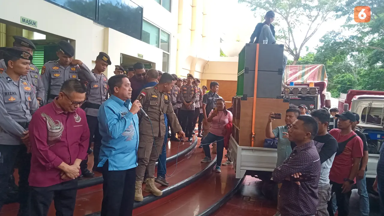 demo sopir truk