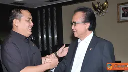 Citizen6, Jakarta: Menteri Kelautan dan Perikanan Sharif C Sutardjo menerima kunjungan Menteri PDT, Helmy Faishal Zaini di Gedung Kementerian Kelautan dan Perikanan, Jalan Merdeka Timur no. 16. Jakarta Pusat, Selasa (28/8). (Pengirim: Efrimal Bahri).