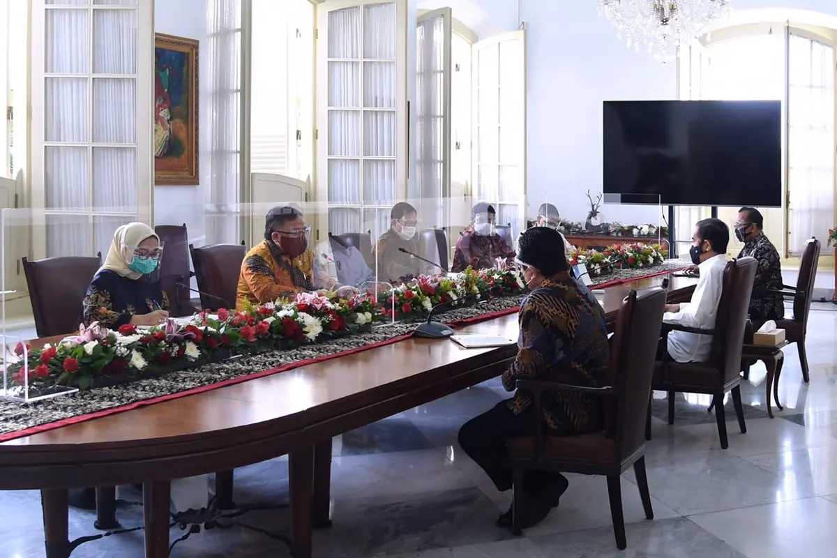 Presiden Jokowi menerima tim vaksin Covid-19 merah putih. (Foto: Lukas - Biro Pers Sekretariat Presiden)