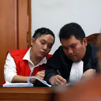 Foto Lanjutan Sidang Hengki Kawilarang (Wimbarsana/bintang.com)