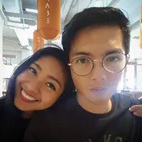 "Atas nama Nicky Tirta Jaya dan Liza Elly Purnamasari. Memasukkan gugatan tanggal 15 Maret 2018," ujar Ahmad Guntur saat ditemui di kantornya dilansir dari Liputan6. (instagram/nickytirta)