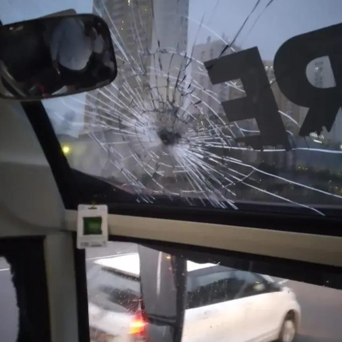 Bus Persis Solo