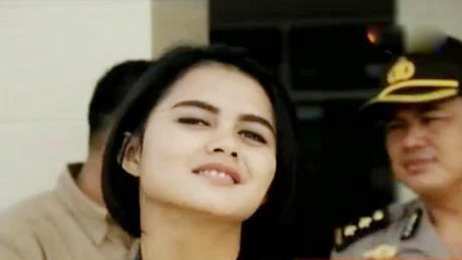 Top 3 Berita Hari Ini: Polwan Cantik di Bom Bandung Masih ...