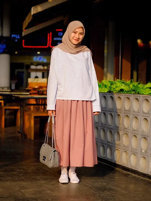 [Fimela] Zaskia Adya Mecca