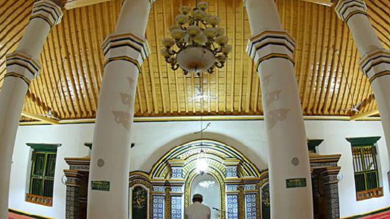 Menguak Sisi Lain Masjid Agung Sumenep, Tak Boleh Dipugar dengan Alasan Modernisasi