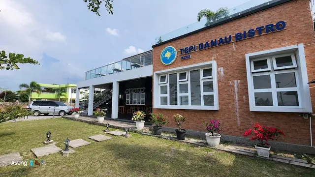 11 Rekomendasi Tempat Makan Enak di Dekat Danau Toba 2025, Menikmati Santapan Lezat dengan Pemandangan Kaldera Terbaik