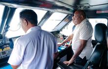 Gubernur Fakhiri Siapkan Transportasi Laut Terpadu Papua, Dorong Ekonomi Pesisir