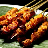 Bertandang ke Manado, kamu nggak akan afdal kalau belum makan 11 hidangan ini!