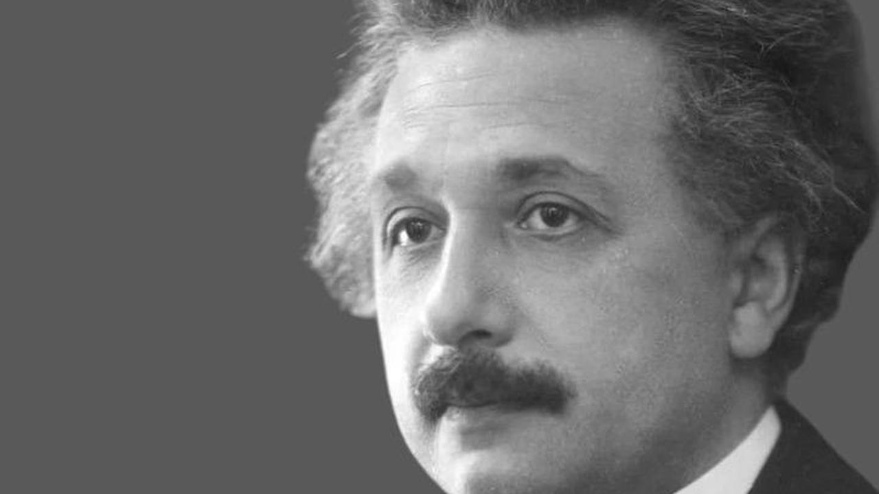 Ini Penyesalan Einstein dalam Hidupnya hingga Ucapkan Kalimat “Celakalah Aku!”