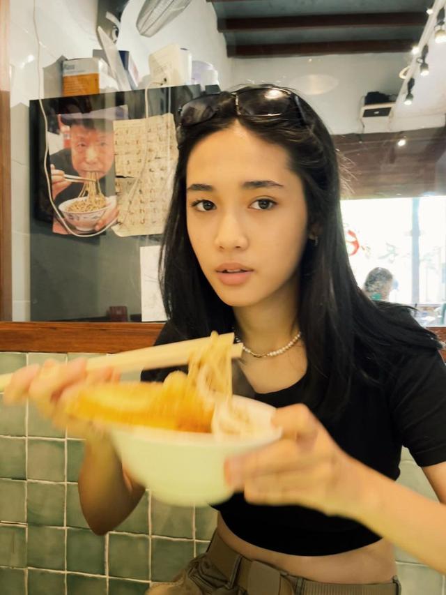 7 Potret Terbaru Aisha Nurra Datau, Putri Ine Febrianti yang Beranjak Dewasa