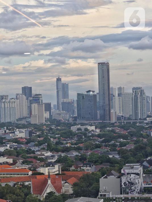 Gubernur BI Perry Warjiyo juga mengungkap bahwa pertumbuhan ekonomi Indonesia sampai dengan kuartal I 2025 masih cukup baik di tengah peningkatan ketidakpastian global. (Liputan6.com/Angga Yuniar)