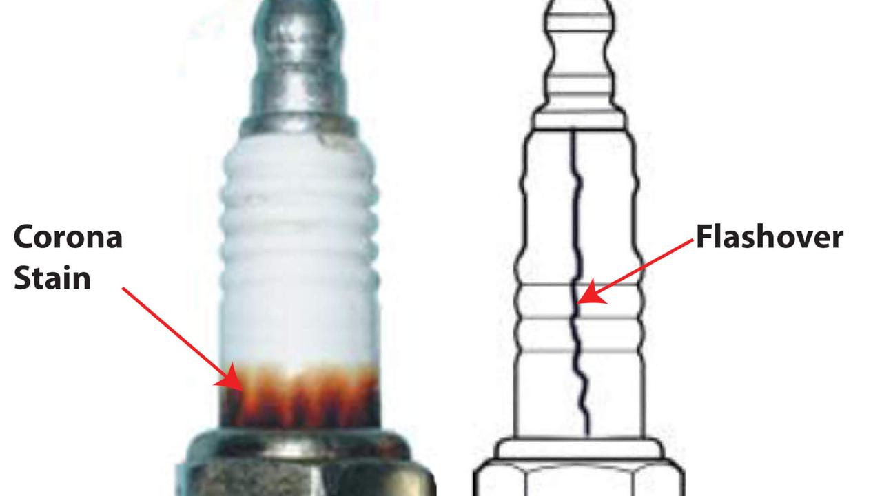 Corona stain pada busi (ricksfreeautorepairadvice.com)