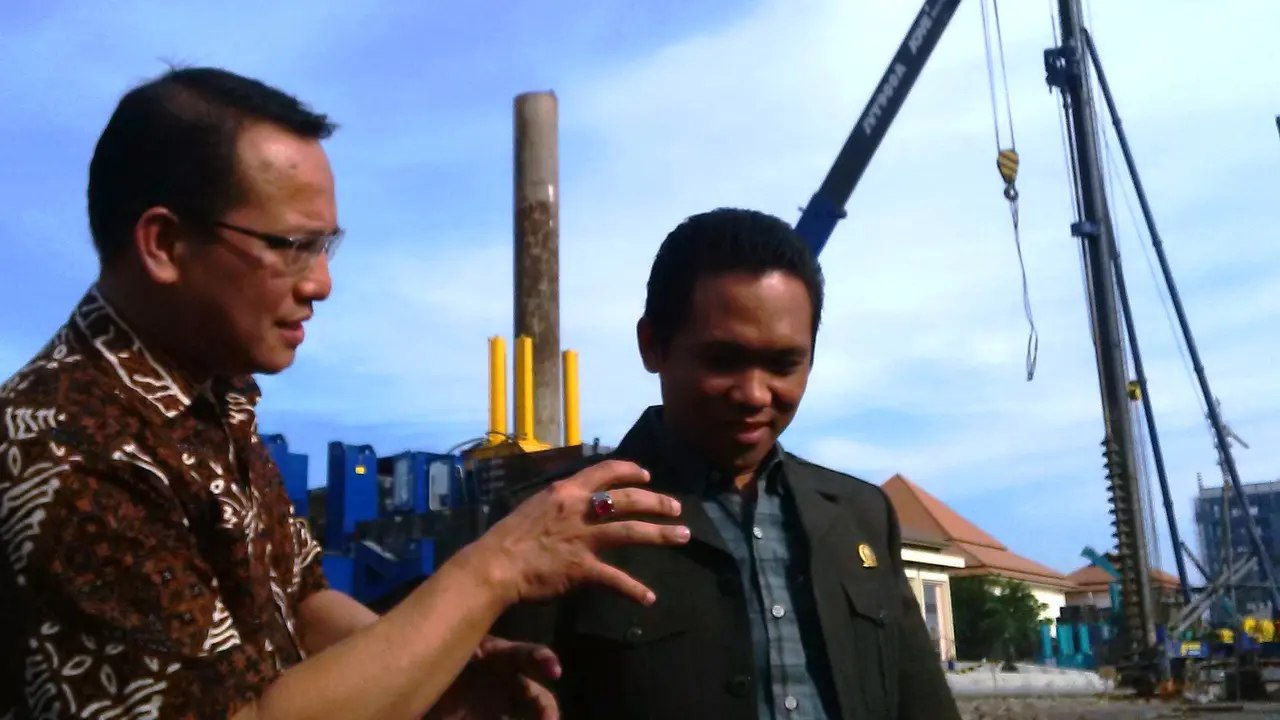 20150910-sidak-surabaya-dprd
