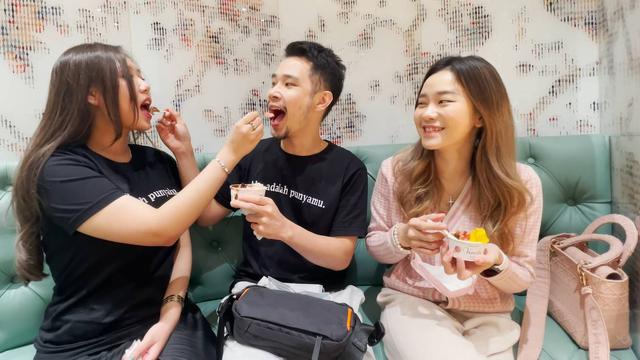 Jadi Obat Nyamuk, Ini 6 Momen Kebersamaan Sisca Kohl dan Jessica Jane