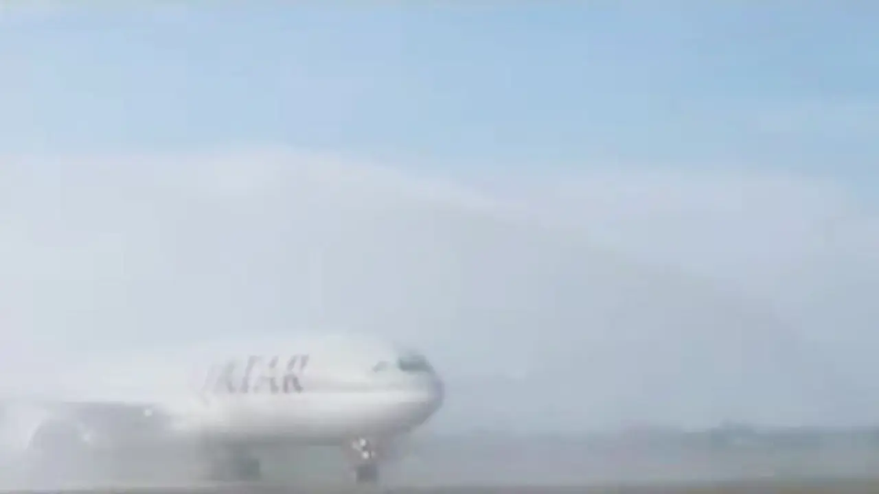 Water Salute Sambut Atlet