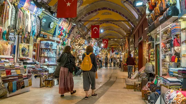Berkenalan dengan Grand Bazaar, Pusat Perbelanjaan dan Perdagangan Bersejarah di Turki