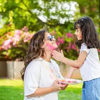 Ilustrasi kebersamaan orangtua dan anak (sumber foto: pexels.com/Anil Sharma)