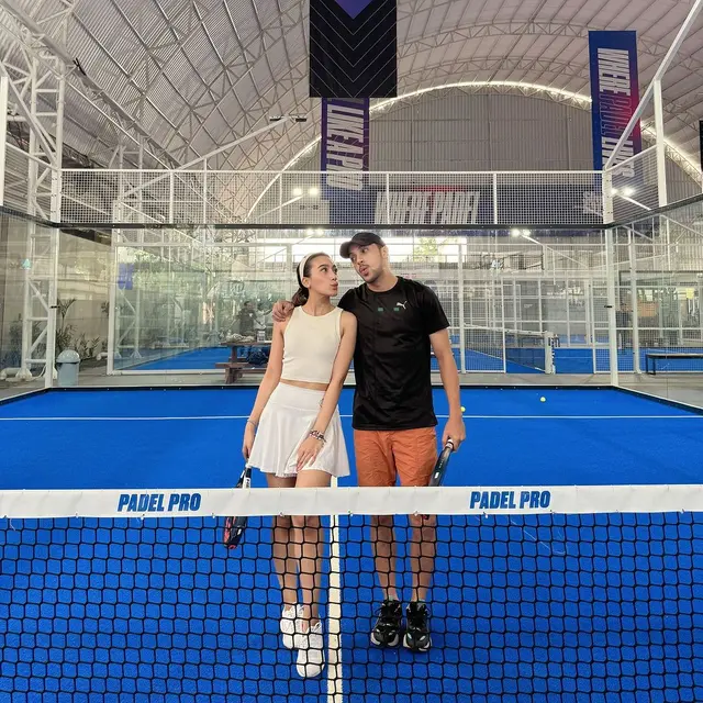 Jerry Likumahwa dan Nyanya Rizky (https://www.instagram.com/p/C8CBEQTPv1O/?img_index=1)
