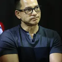 Ari Wibowo memberikan klarifikasi soal tudingan tak pernah memberikan nafkah.