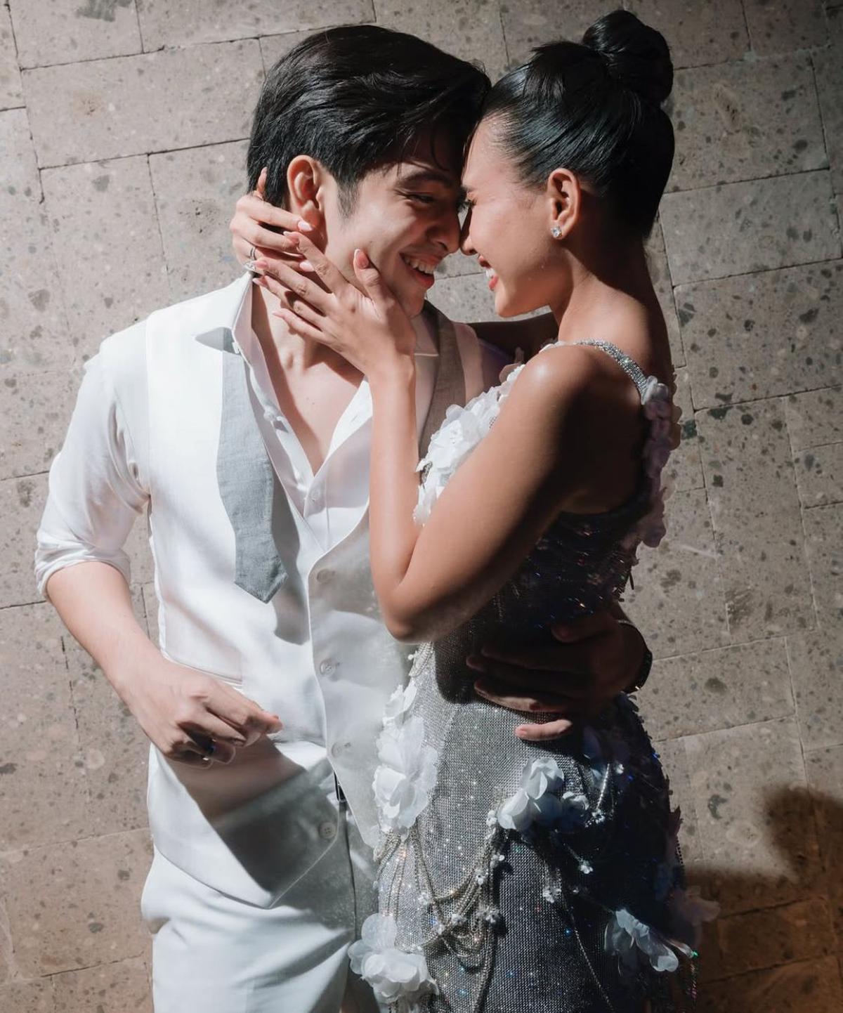 Potret Angga Yunanda dan Shenina Cinnamon, After Party Pernikahan Super Romantis di Bali!