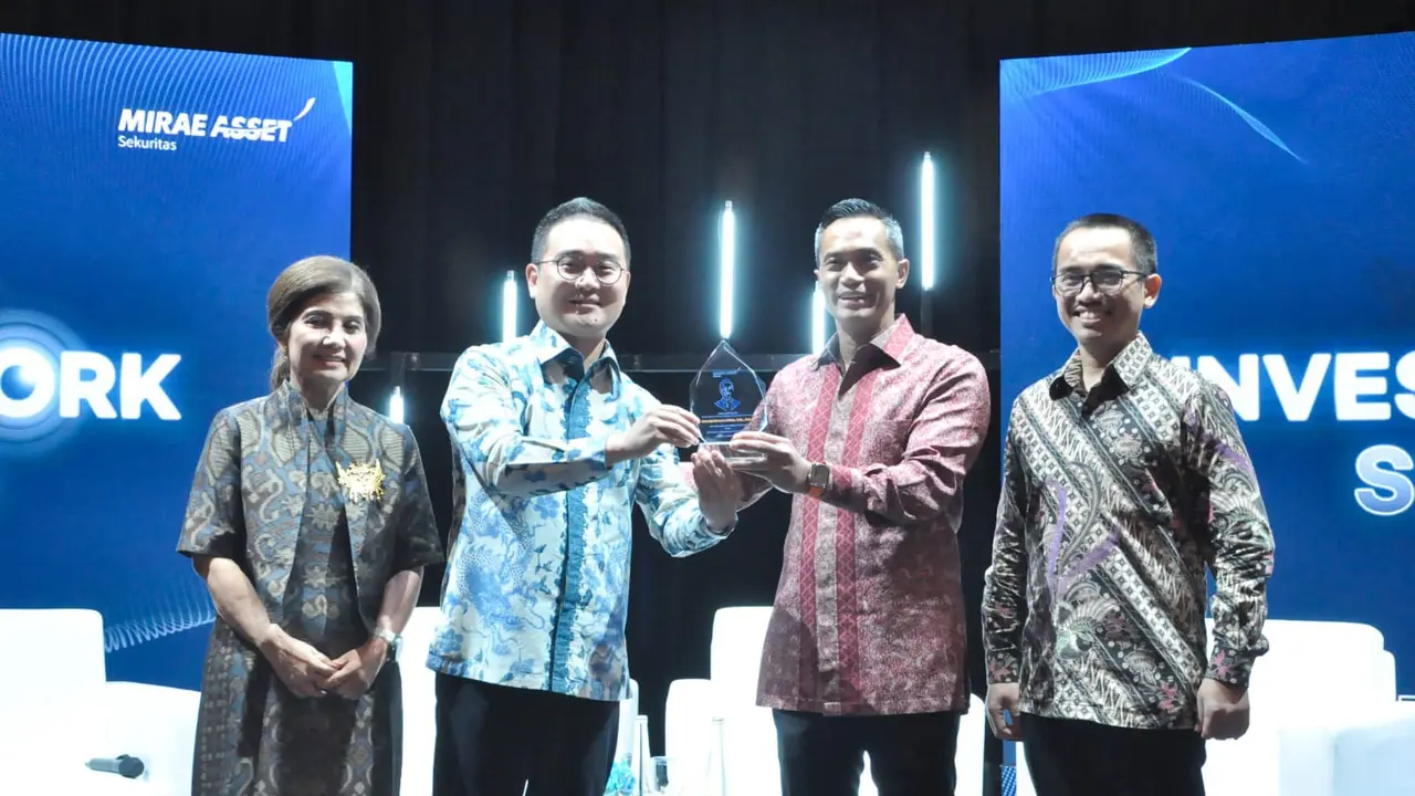 Ketum Kadin Indonesia Anindya Bakrie menjadi keynote speaker acara Investor Network Summit 2024 di Hotel Mulia, Senayan, Jakarta, Kamis 5 Desember 2024.
