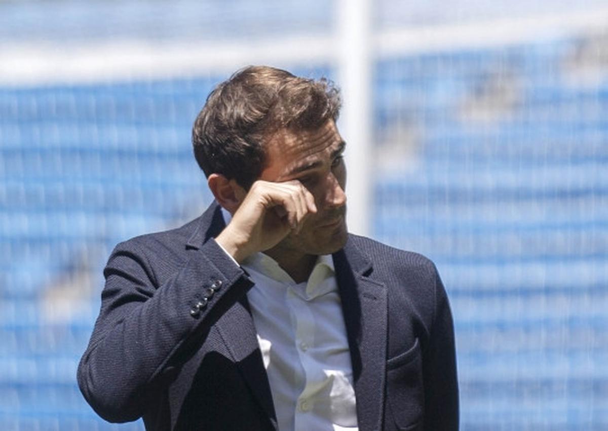 Tangis Casillas tinggalkan markas besar Real Madrid