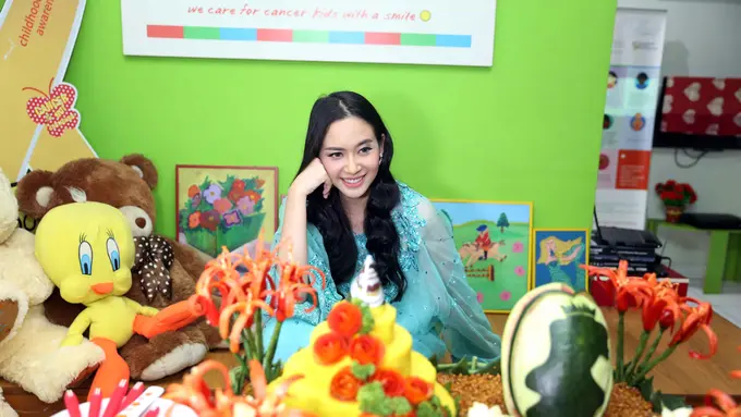 [Bintang] Elvira Devinamira