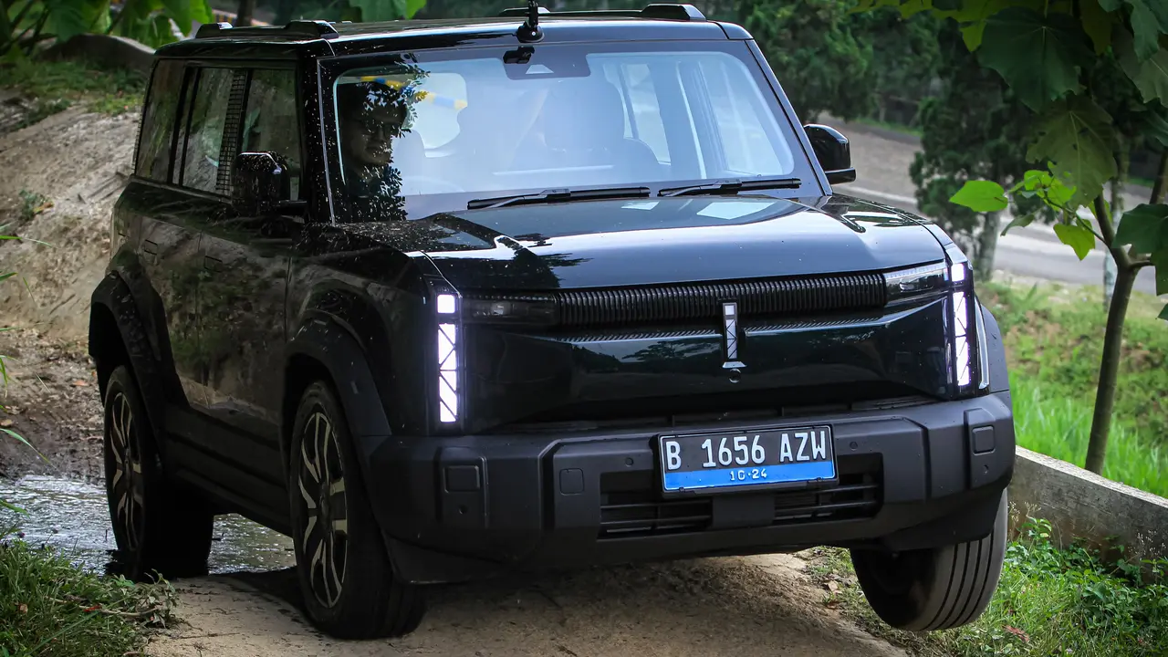 Chery J6