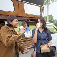 Kuliner Keliling 2025: Kopi Tetap Ramai, Nasi Padang Ikut Jadi Primadona./Copyright depositphotos.com/leolintang