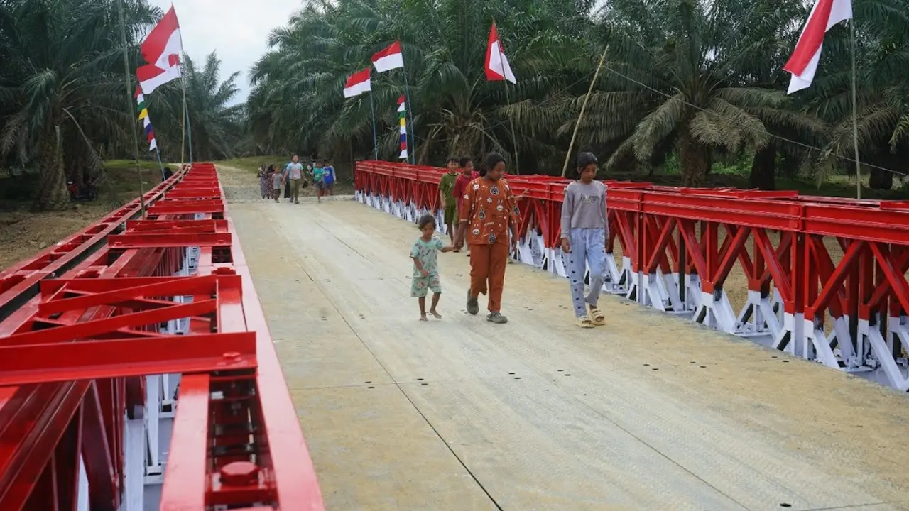 TNI Angkatan Darat (TNI AD) membangun 35 unit jembatan Bailey di sejumlah kabupaten di Provinsi Aceh guna mempercepat pemulihan infrastruktur sekaligus memperkuat konektivitas antarwilayah. (Istimewa)